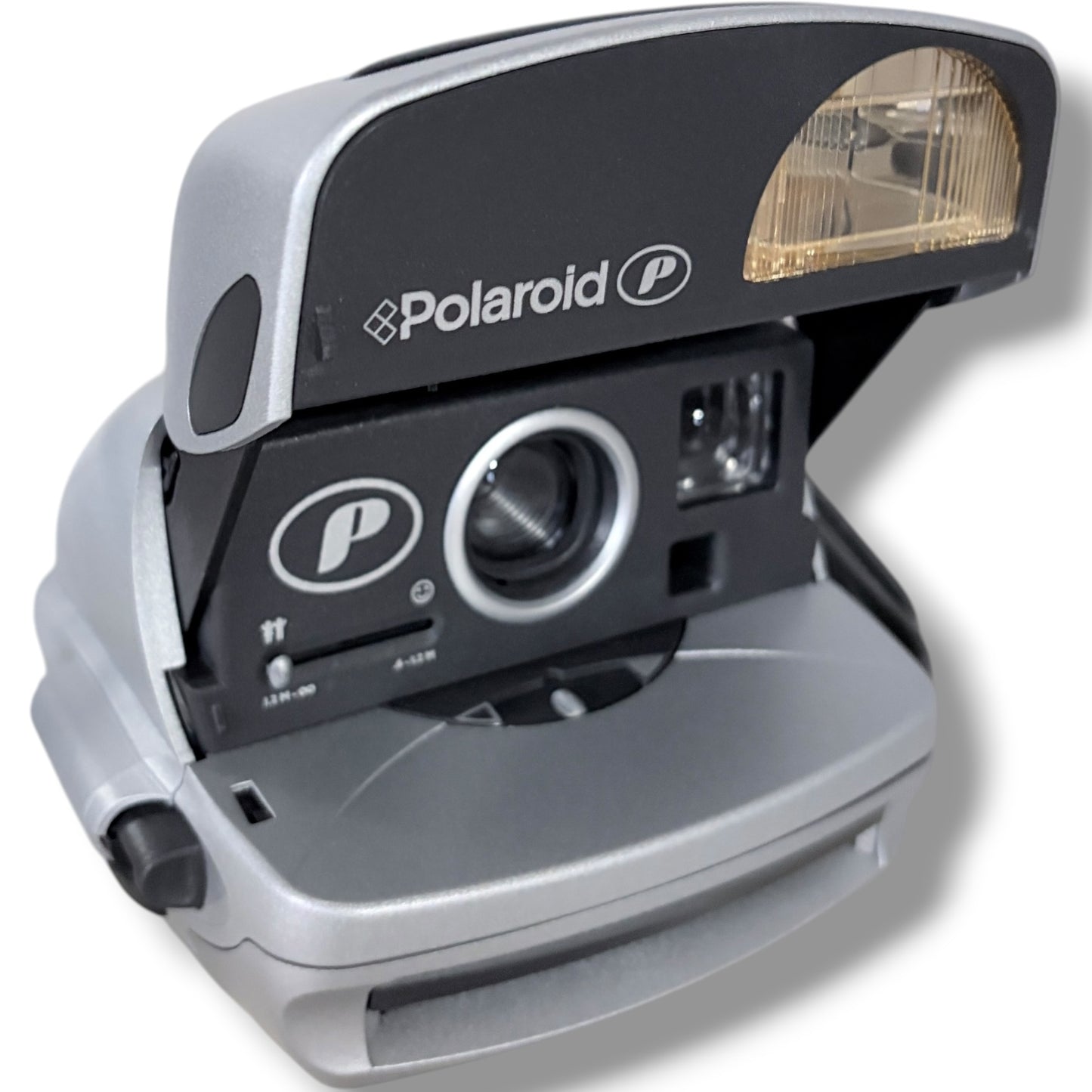 Polaroid Instant Camera - Vintage 600 Film Folding Body With Built-In Flash