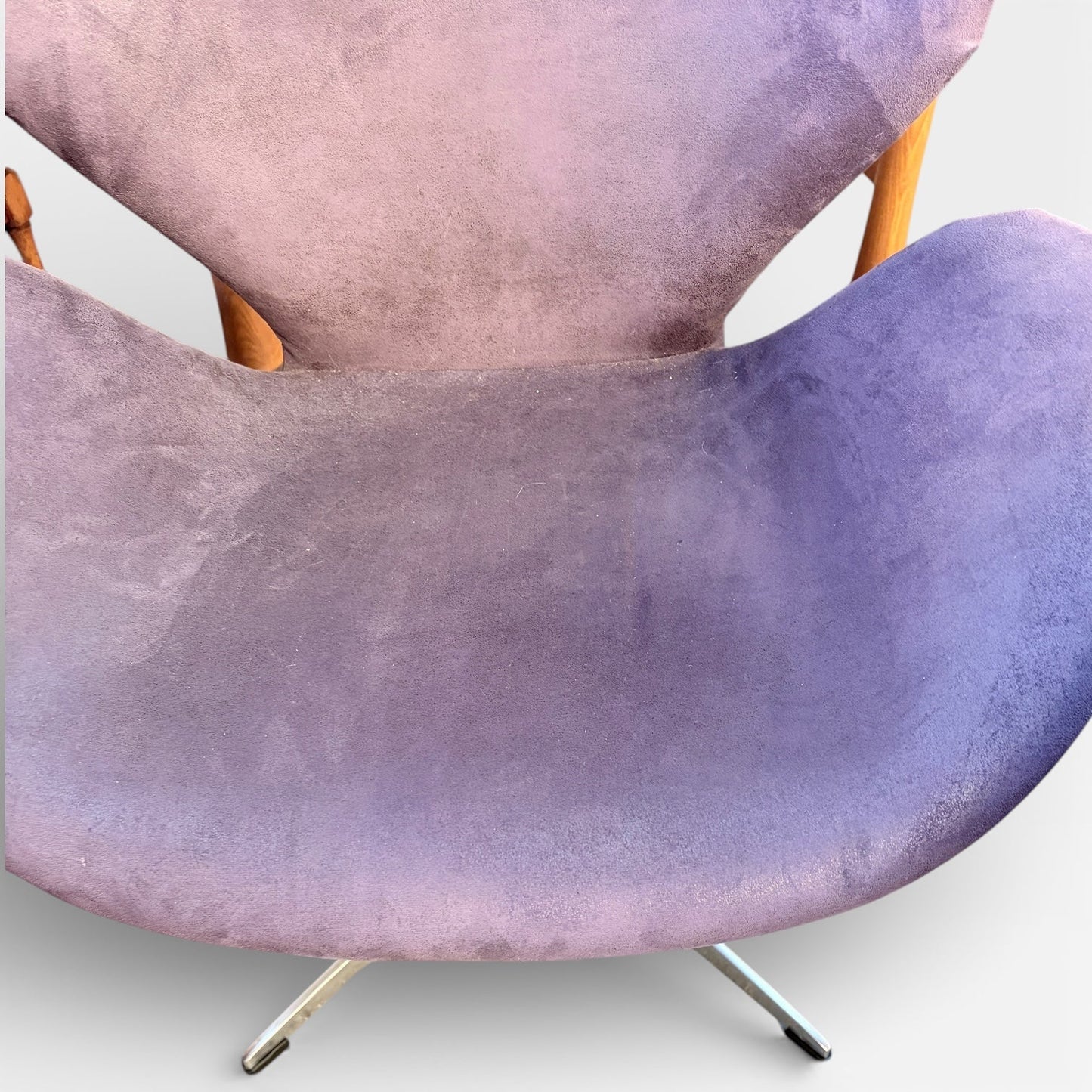 Mid Century Purple Swivel Lounge Chair with Chrome Base