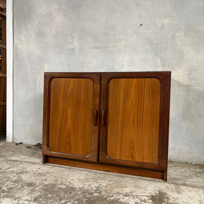 Mid Century Danish Rosewood Compact Sideboard by Dyrlund