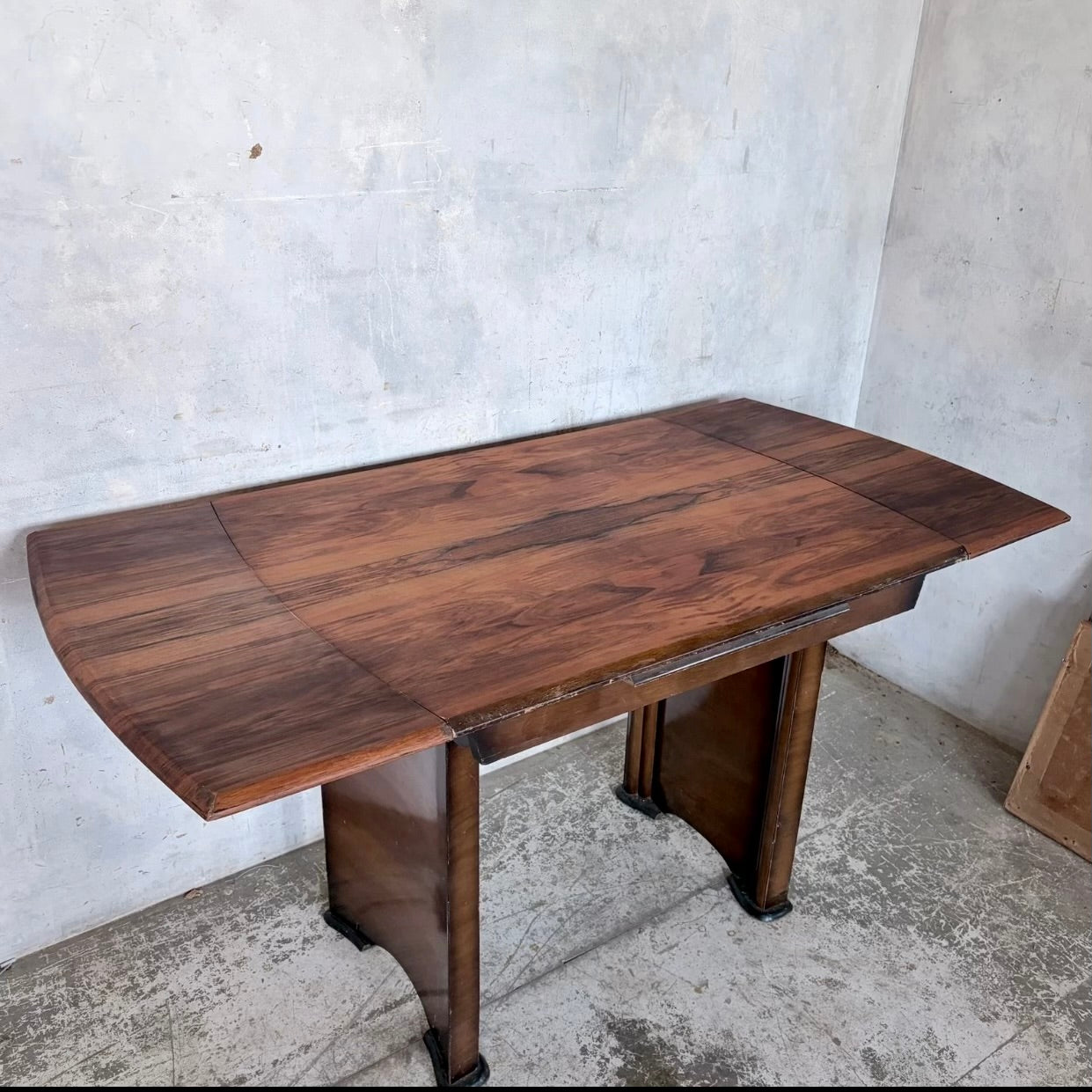Art Deco Burr Walnut Draw Leaf Extending Dining Table