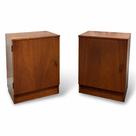 Mid-Century Teak Bedside Cabinets – Vintage Scandinavian Style Nightstands (Pair)