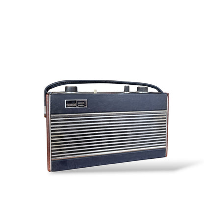 Vintage Portable Radio – Classic Roberts R500 Retro Transistor Radio With Wood Veneer — view 3