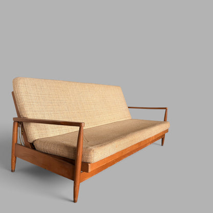 Mid-Century British White Oak Sofa Bed / Daybed – 1960s Vintage Three-Seater
