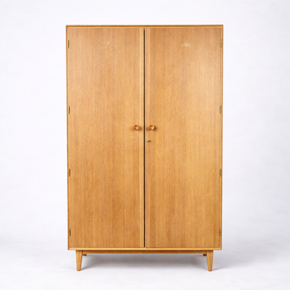 Mid Century Meredew Oak Wardrobe