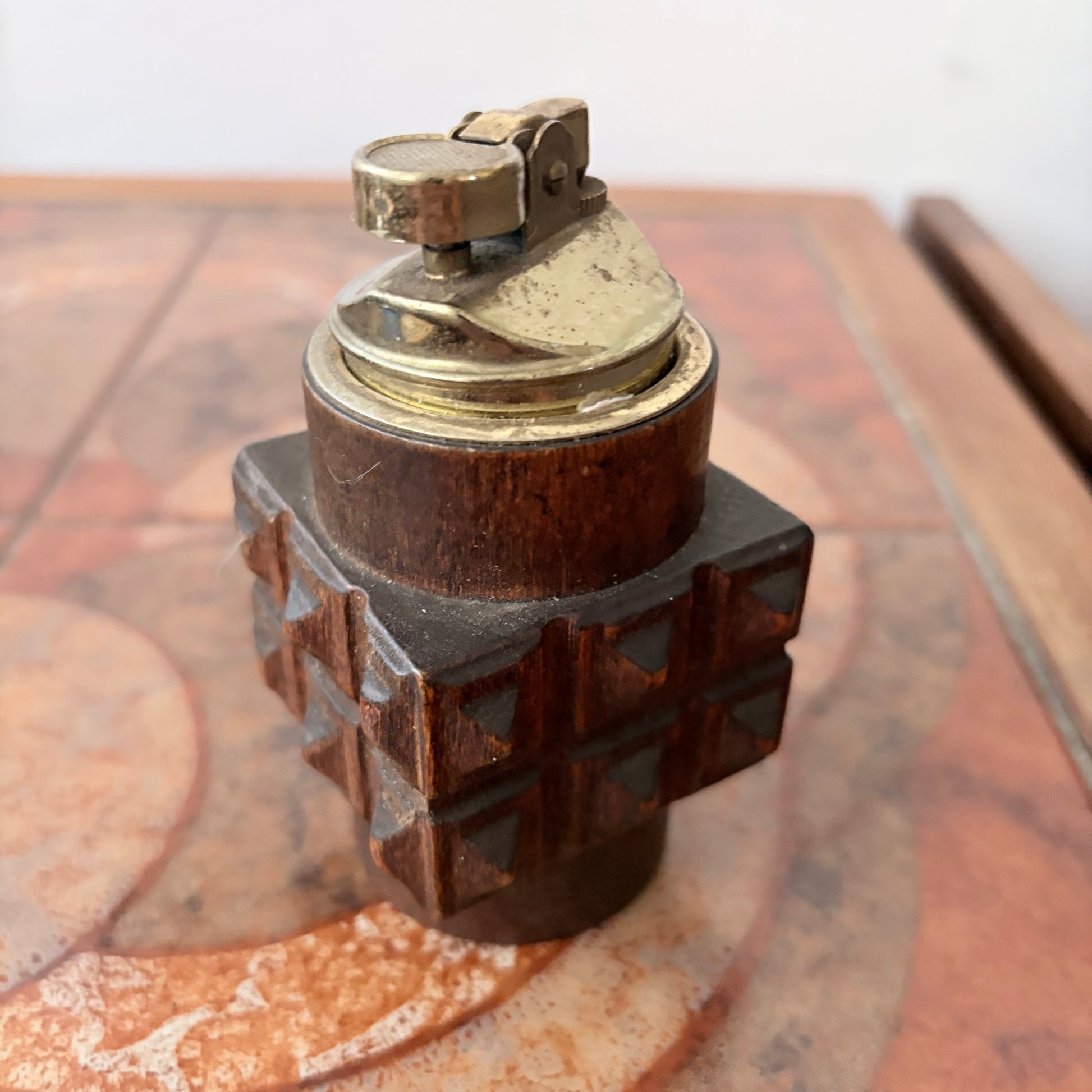 Vintage Brutalist Carved Wood Table Lighter – Mid-Century