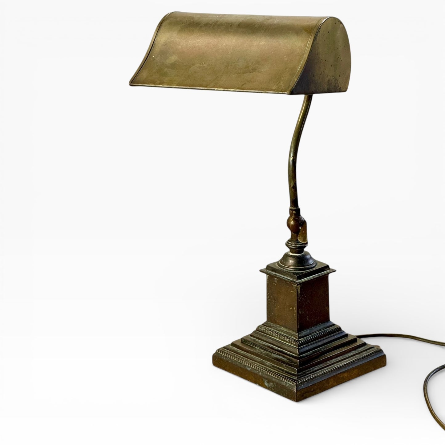 Early 20th Century Edwardian Brass Banker’s Lamp