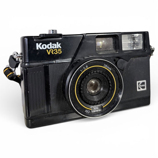 Kodak VR35 Camera – Classic 35mm Film Camera with Flash, Fixed Focus Lens