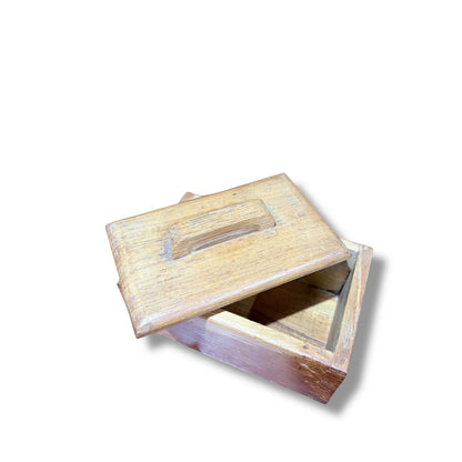 Oak Lidded Jewellery Box – Solid Wood Storage