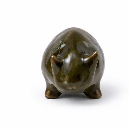 Elizabeth Skipworth Studio Pottery Bulls – Pair Vintage Lotus Pottery Animal Figures