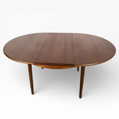 White & Newton Round Extending Dining Table – Mid-Century Vintage