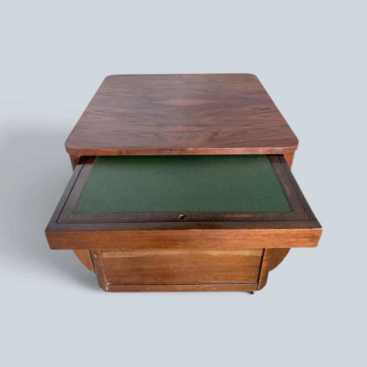 CC41 Incorporall walnut cocktail trolley and drinks cabinet – view 6