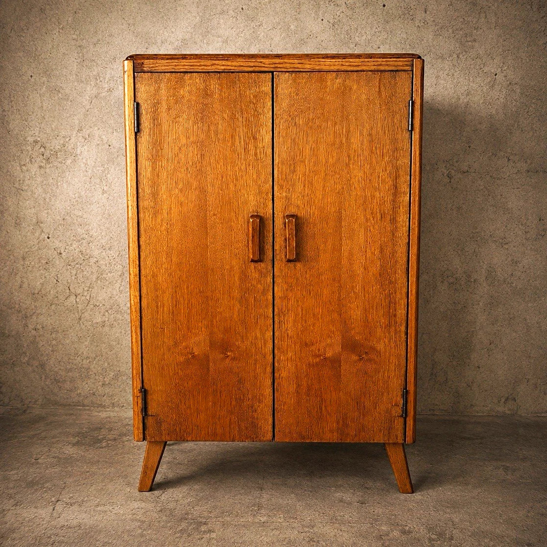Arts & Crafts Tiger Oak Record Storage Cabinet - view 1