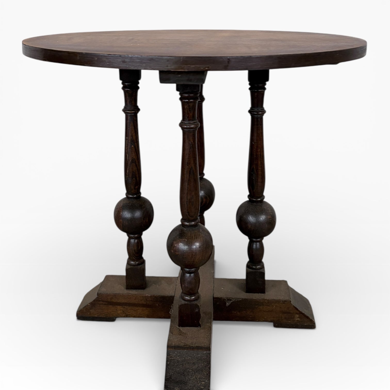 Arts & Crafts Round Oak Coffee Table — view 3
