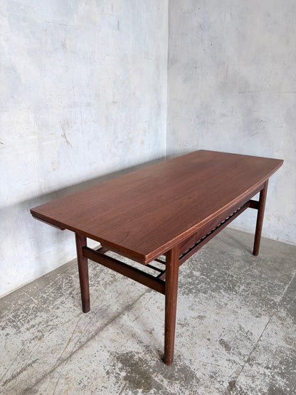 Mid Century Danish Metamorphic Elevator Dining / Coffee Table by Kai Kristiansen