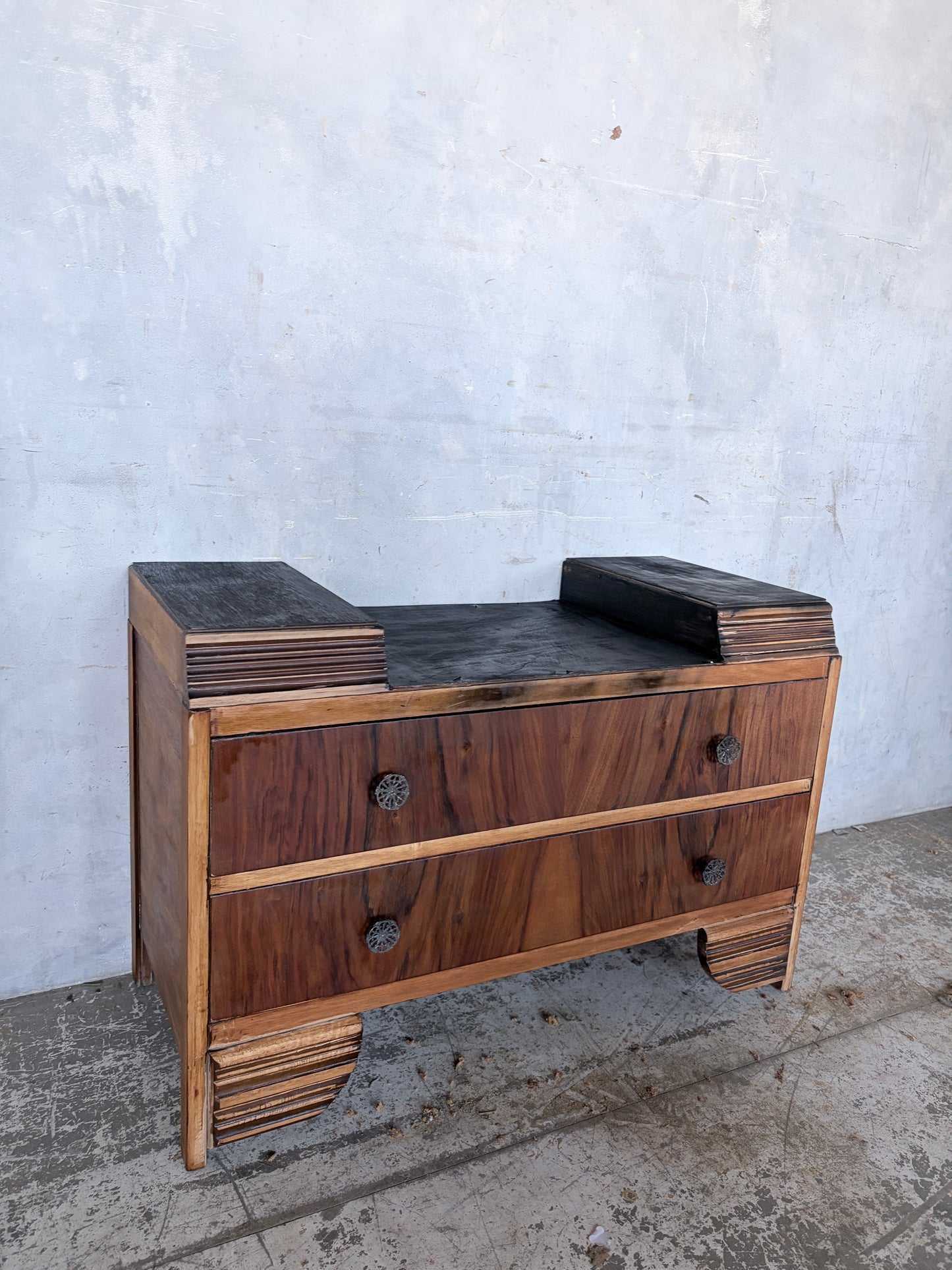 Compact Art Deco Walnut and Oak Chest of Drawers
