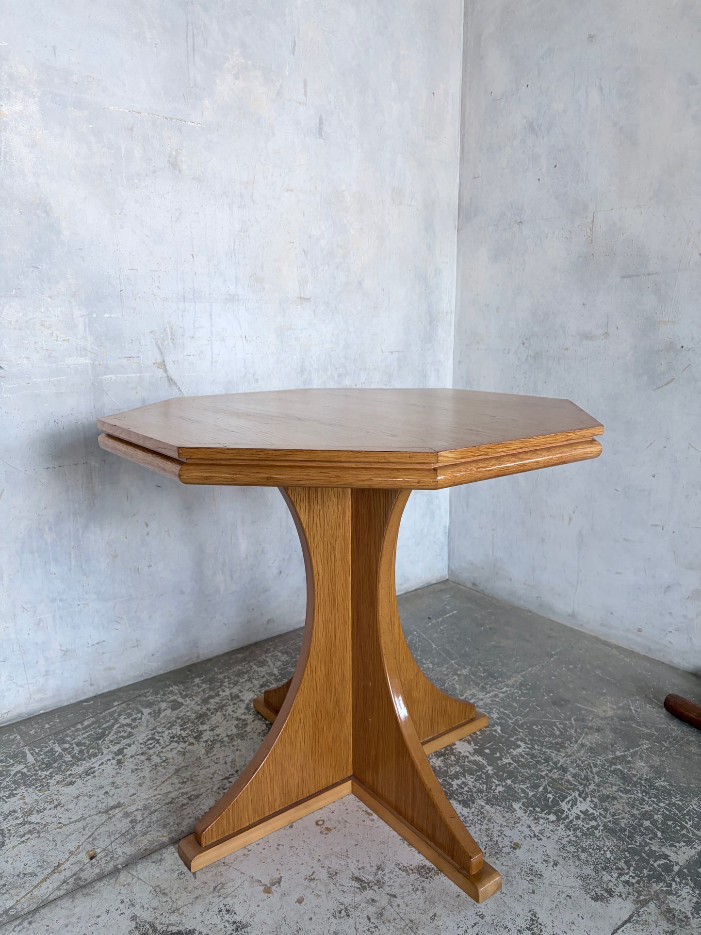 Arts & Crafts Octagonal Oak Coffee Table