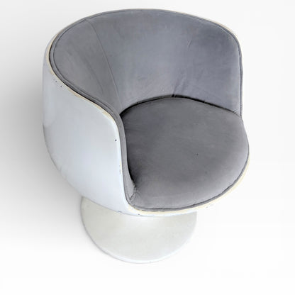 Tulip Swivel Chair – Mid Century Fibreglass Armchair by Eero Aarnio
