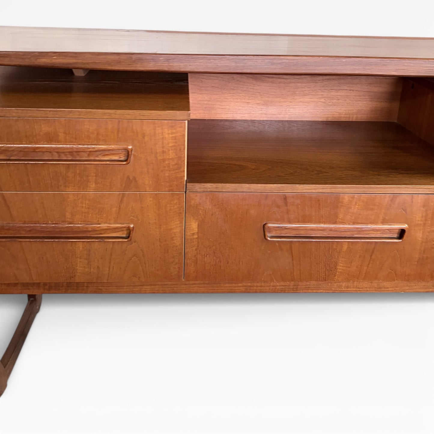 Floating Teak Sideboard – Mid-Century British Modernist Furniture With Warm Wood Tones