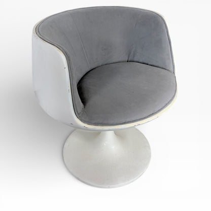 Tulip Swivel Chair – Mid Century Fibreglass Armchair by Eero Aarnio