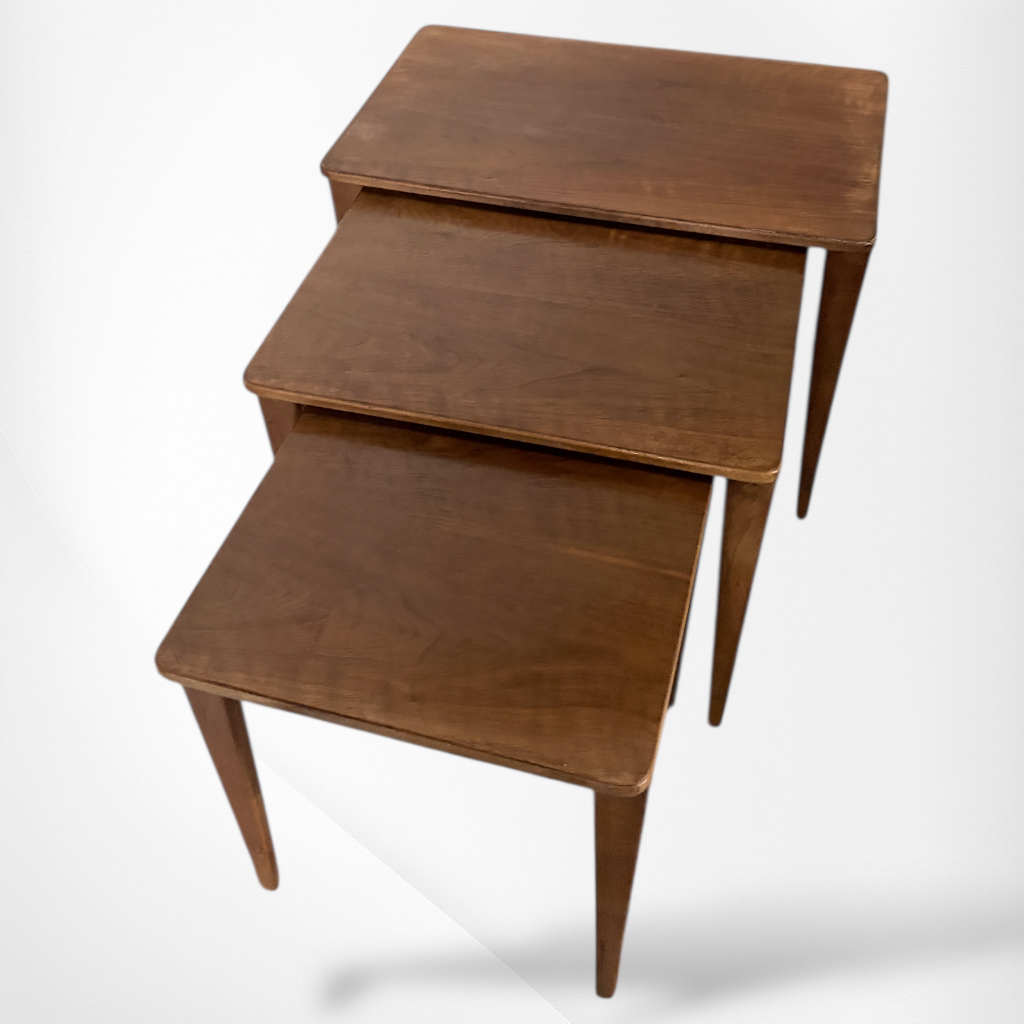 Gordon Russell Nest Tables – Mid-Century Oak & Walnut Side Tables | British Modernist