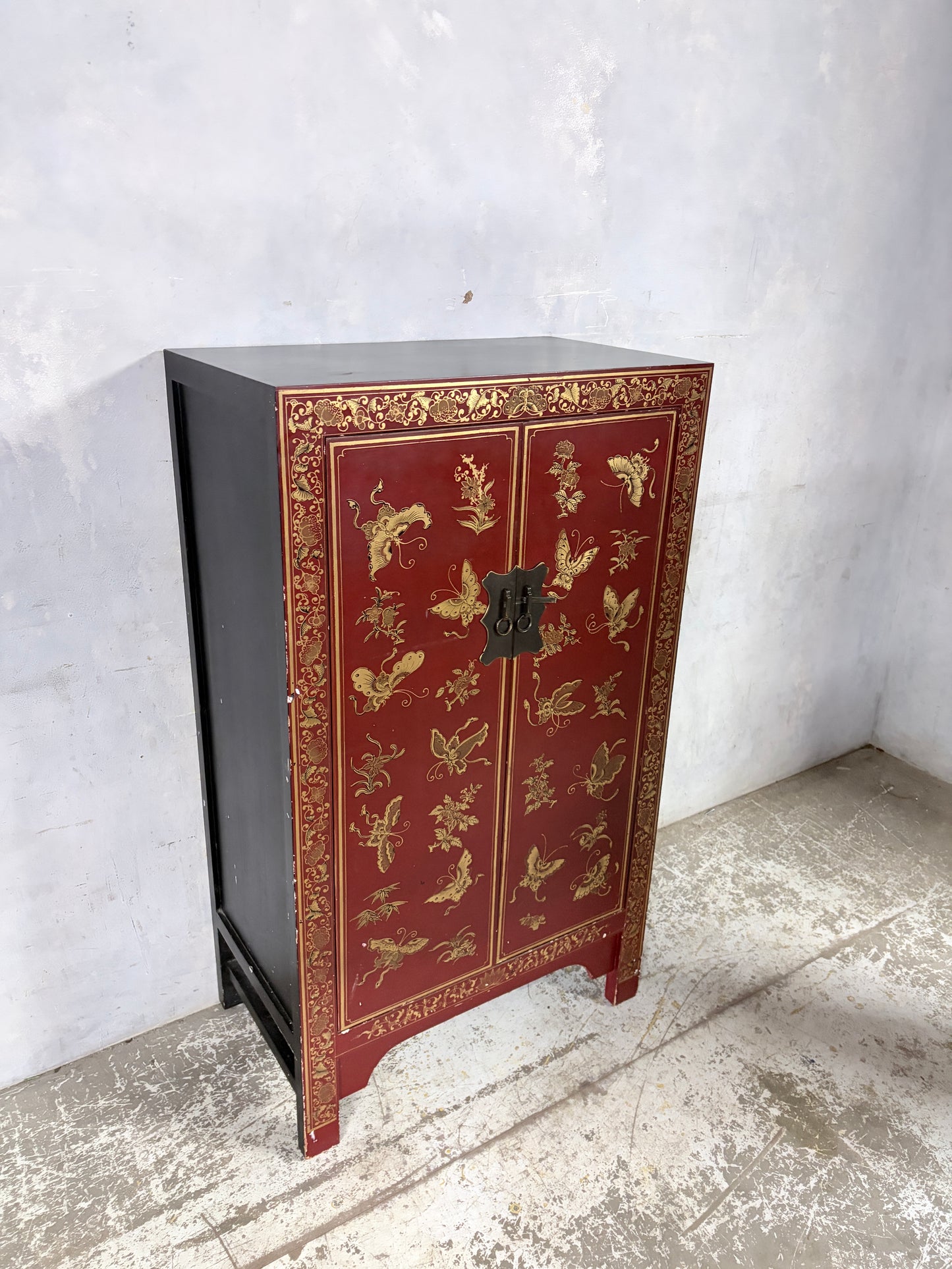 Vintage Oriental Red Lacquer Drinks Cabinet – Chinoiserie