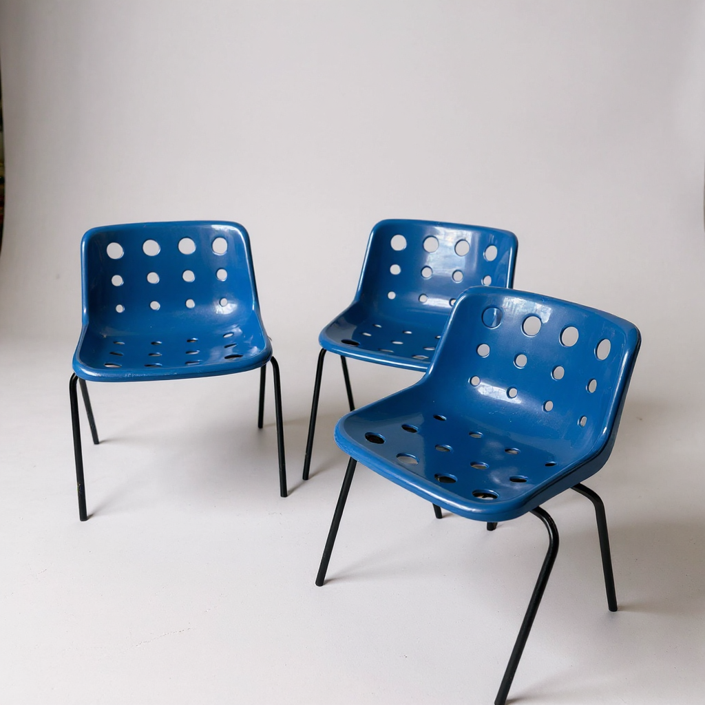 Set of 3 Robin Day Hille Polo Chairs | Mid-Century Modern British Design | Royal Blue Stacking Chairs