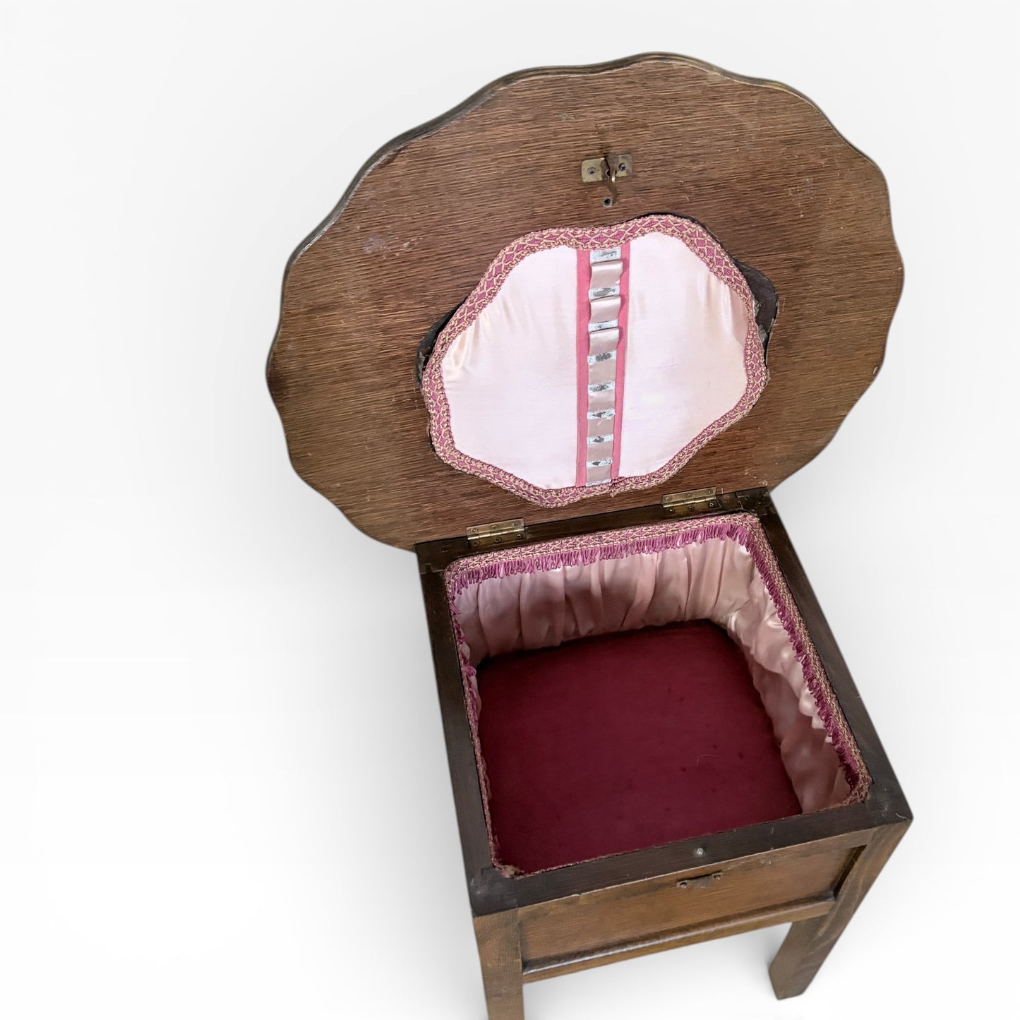 Oak Sewing Box - Vintage Arts And Crafts Utility Furniture With Scalloped Top