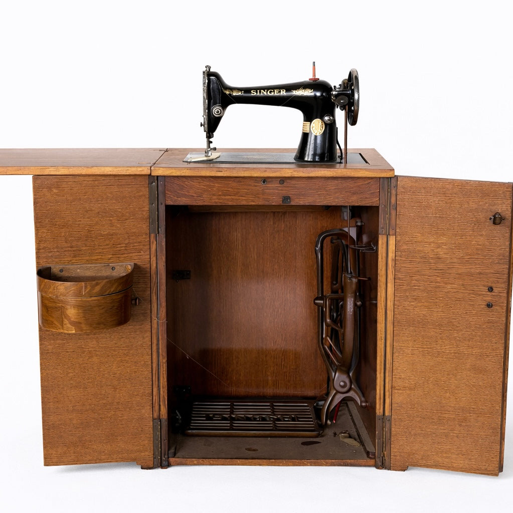 Antique Oak Singer Sewing Machine Cabinet