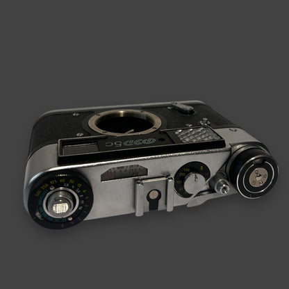 Vintage 1970s FED 5 Russian SLR Film Camera