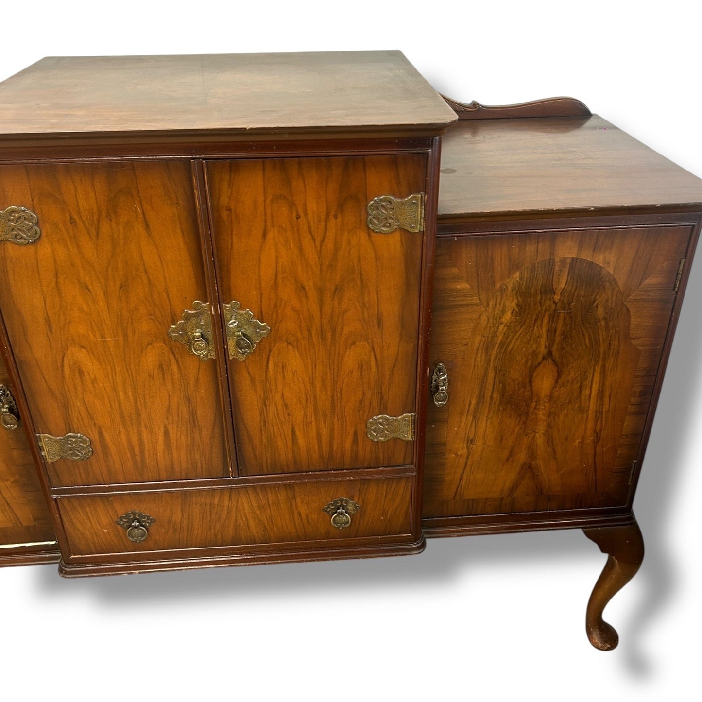 Art Deco Burr Walnut Queen Anne Drinks Cabinet
