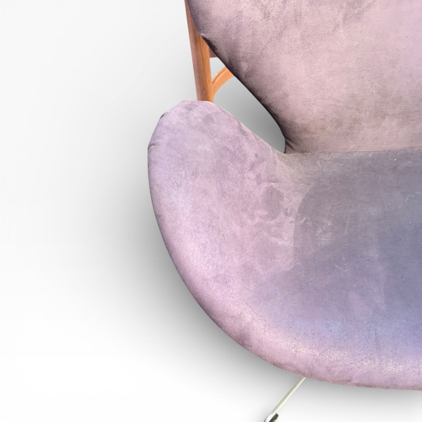 Mid Century Purple Swivel Lounge Chair with Chrome Base