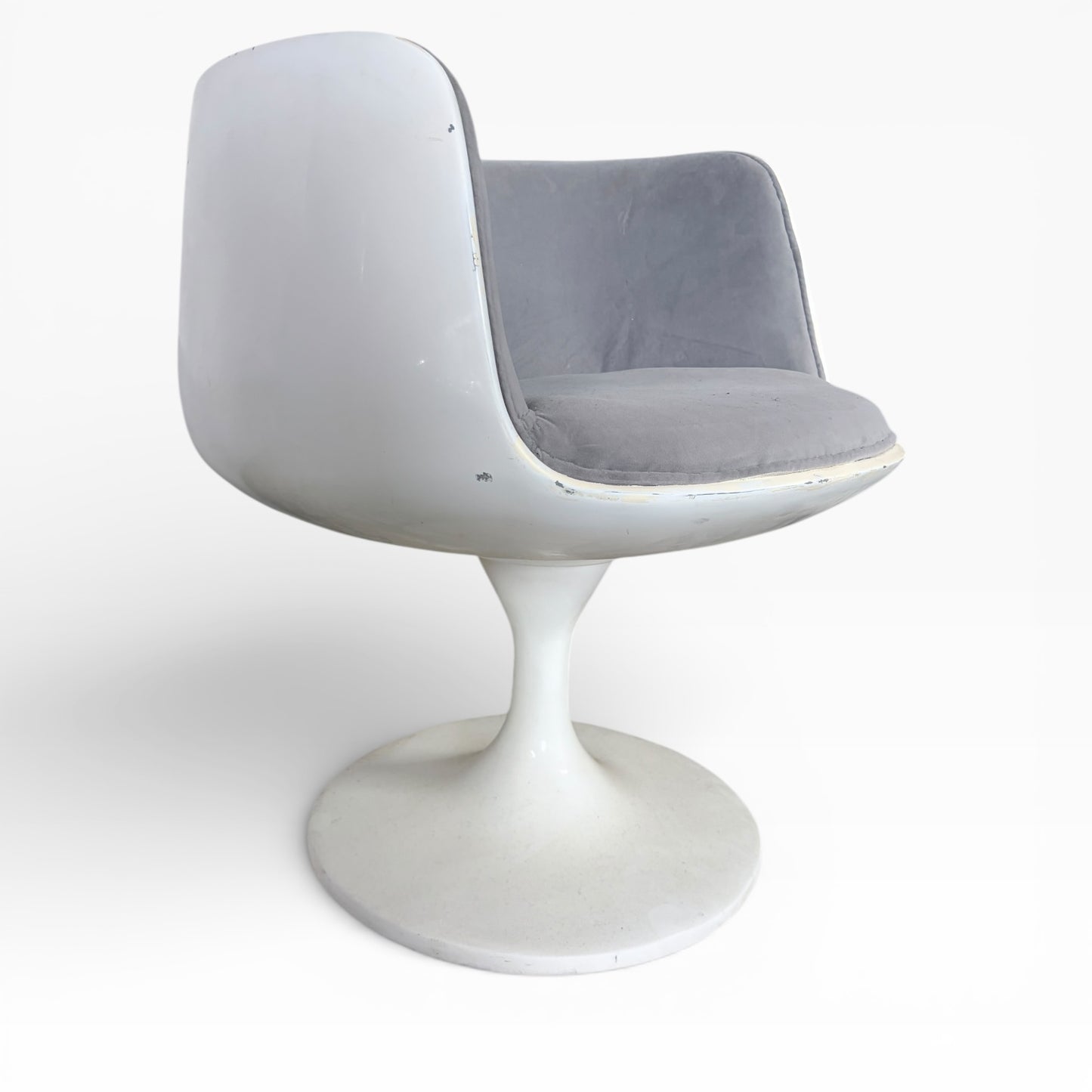 Tulip Swivel Chair – Mid Century Fibreglass Armchair by Eero Aarnio