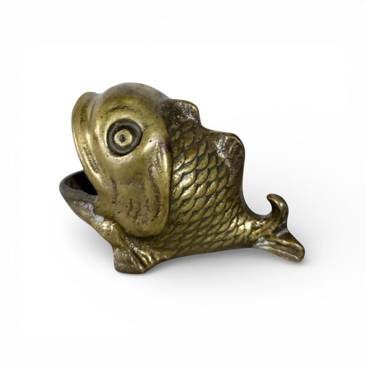 Vintage Brass Fish Figurine – Small Nautical Decorative Metal Fish with Aged Patina
