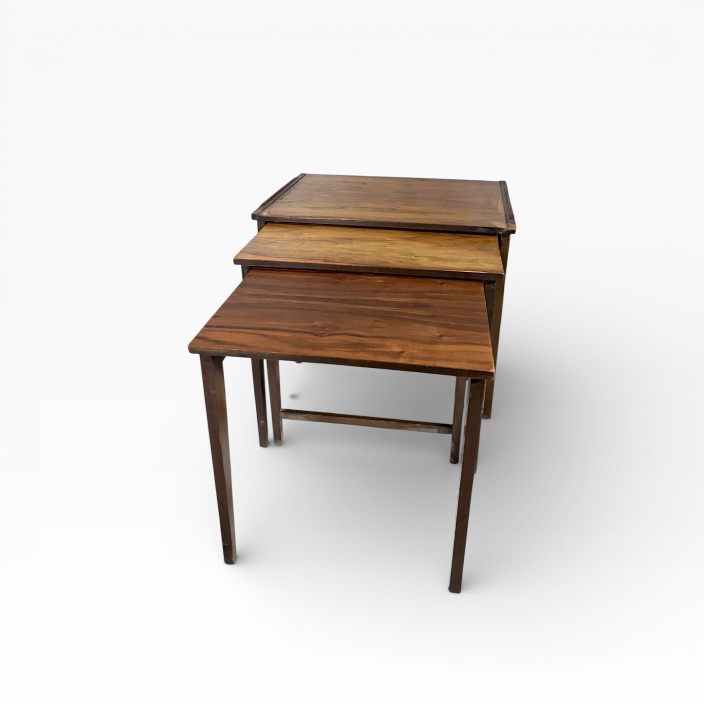 Gordon Russell Walnut Nest of Tables – Mid-Century British Design, Vintage Side Tables