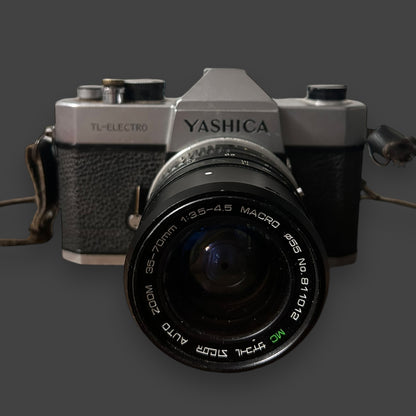 Vintage 1970s Yashica TL Electro 35mm Film Camera