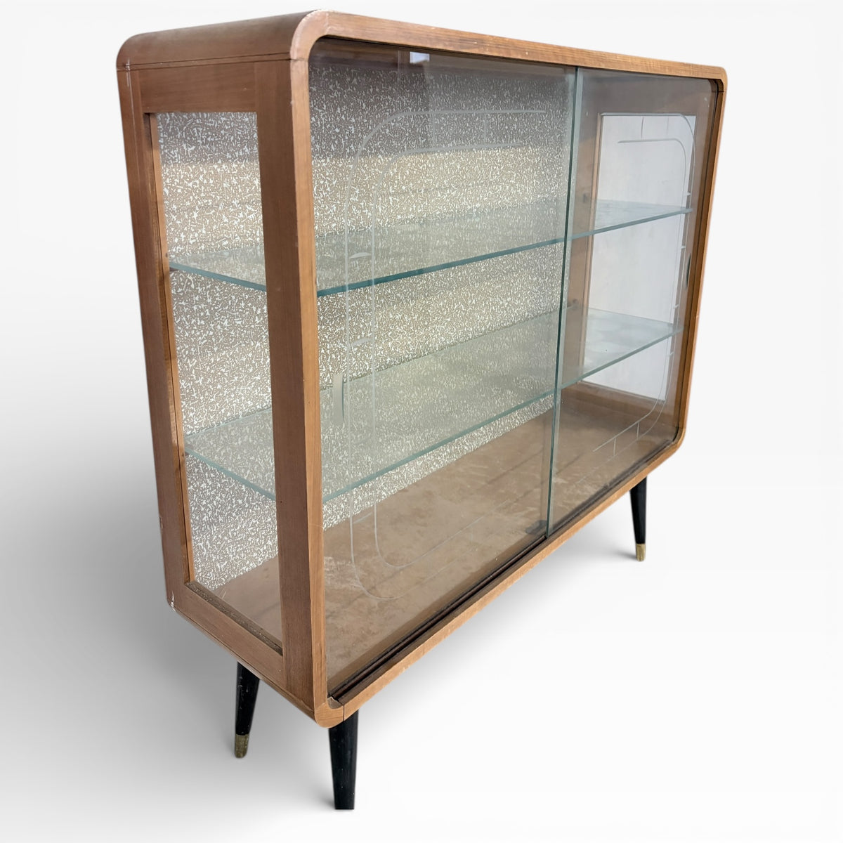 Mid Century Drinks Cabinet – Retro Cocktail Cabinet With Elegant Tapered Legs & Compact Depth