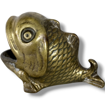 Vintage Brass Fish Figurine – Small Nautical Decorative Metal Fish with Aged Patina