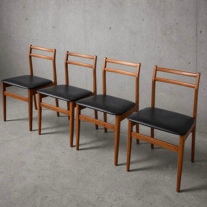 Mid Century Danish Beech Ladderback Dining Chairs Set of 4 Black Vinyl Seats