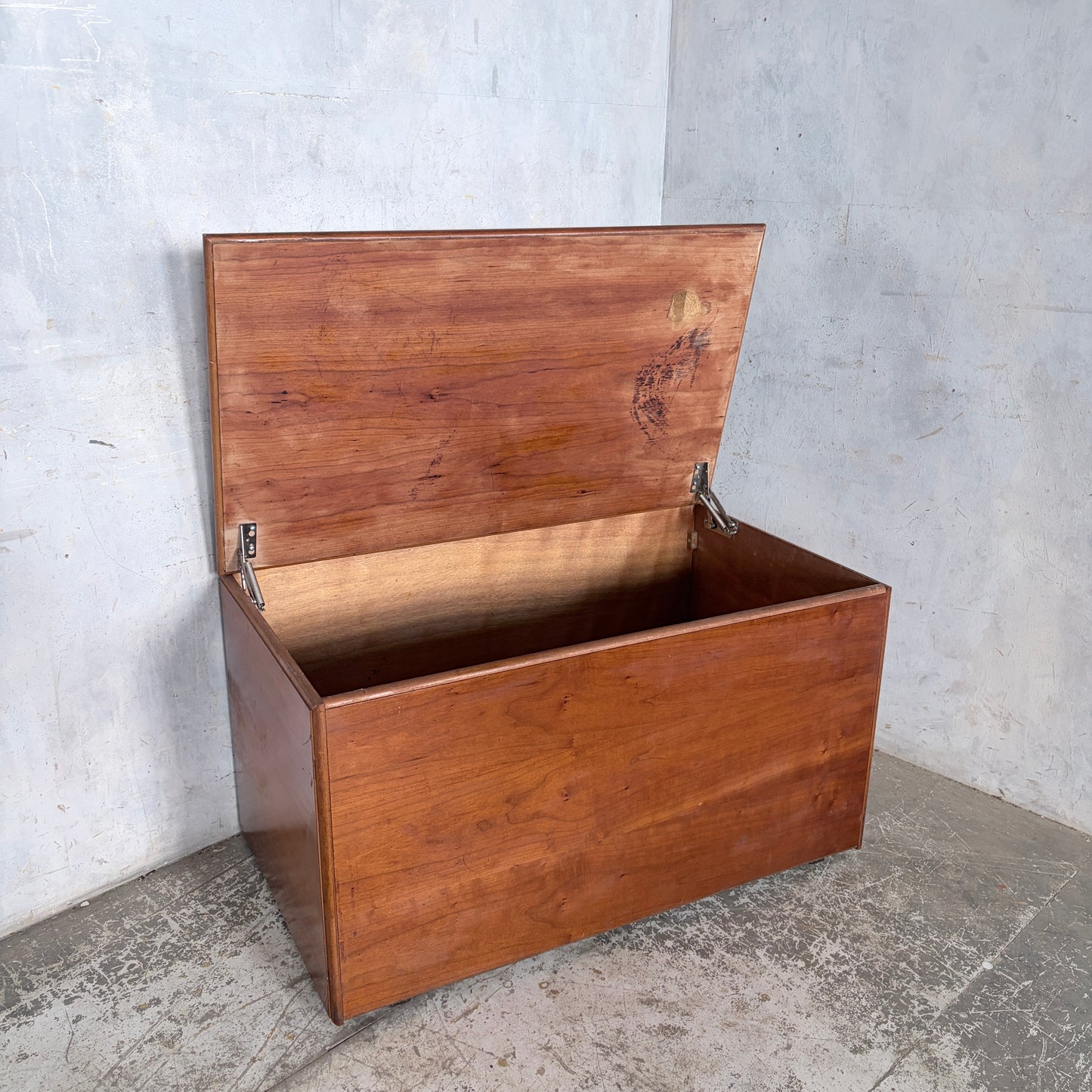 Mid Century Teak Storage Blanket Box Chest on Castors