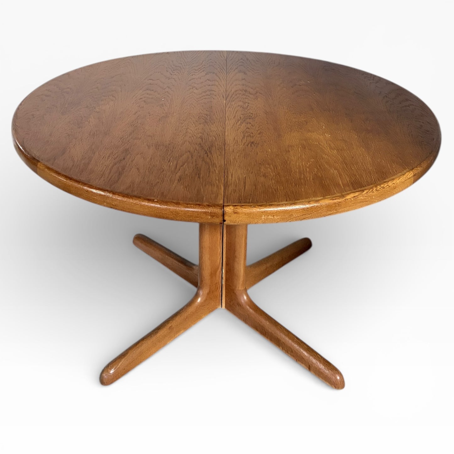 Mid-Century Danish Round Extending Dining Table in Teak | Vintage Scandinavian