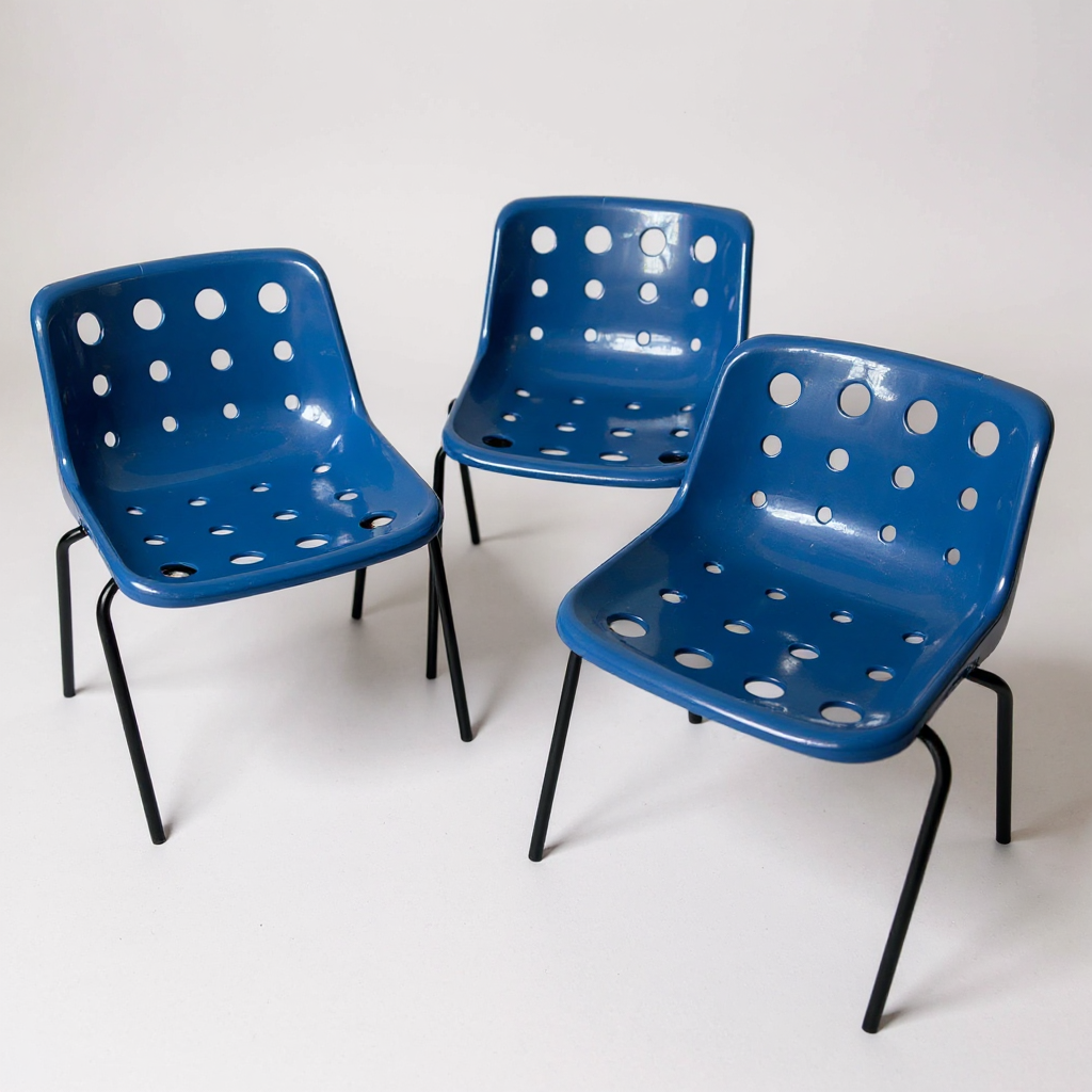 Set of 3 Robin Day Hille Polo Chairs | Mid-Century Modern British Design | Royal Blue Stacking Chairs