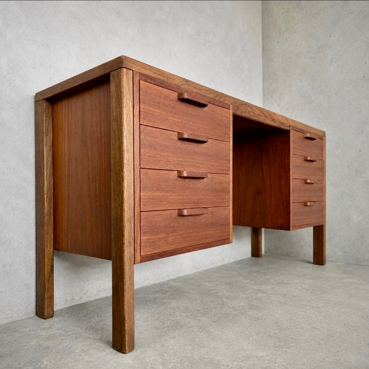 Mid Century Alfred Cox Teak and Oak Twin Pedestal Desk Eight Drawer Executive Office Desk