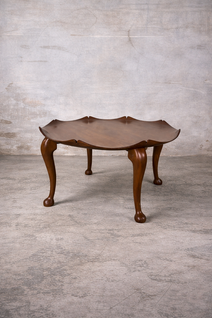 Mid Century Teak Lotus Coffee Table – Sculptural Vintage Wooden Table with Scalloped Edge & Cabriole Legs