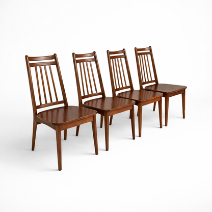 Elliot’s of Newbury Mid Century Extending Round Dining Table & 4 Newbury Chairs – Teak 1960s Dining Set — view 6