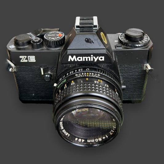 Vintage 1970s Mamiya ZE Film Camera