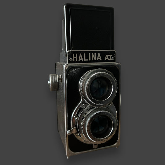 Vintage 1960s Halina A1 TLR Film Camera