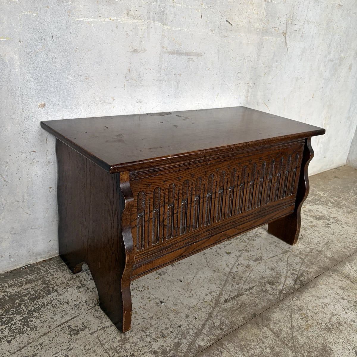 Antique Arts & Crafts carved oak blanket box – view 3