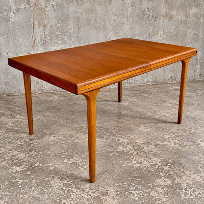 Mid-century Beithcraft teak extending dining table – view 1