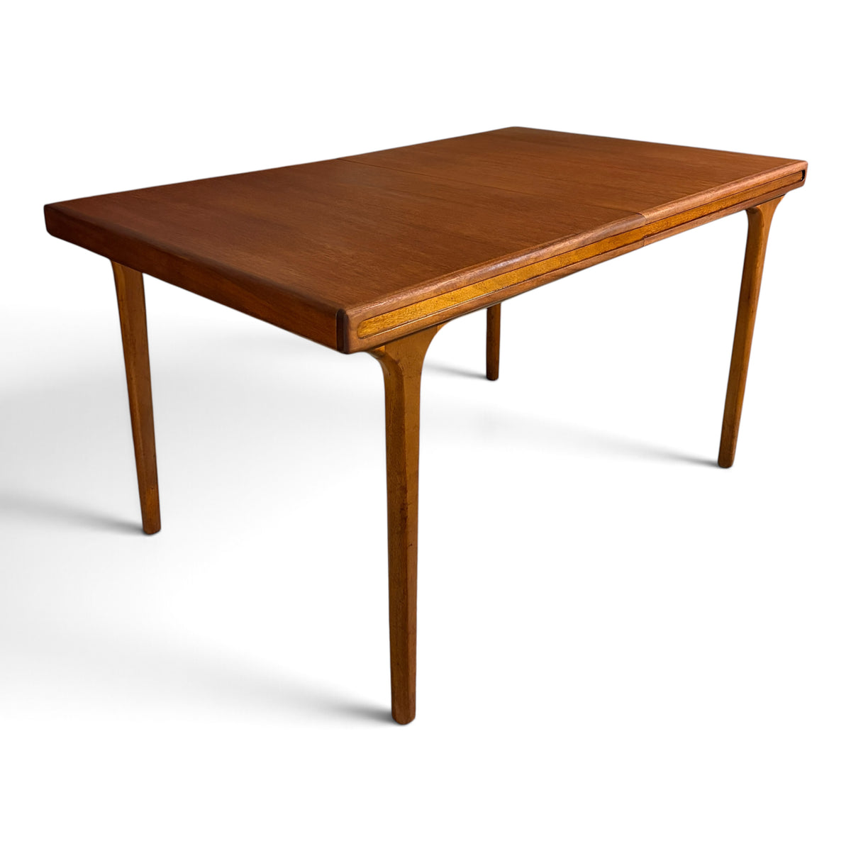 Mid-century Beithcraft teak extending dining table – view 2