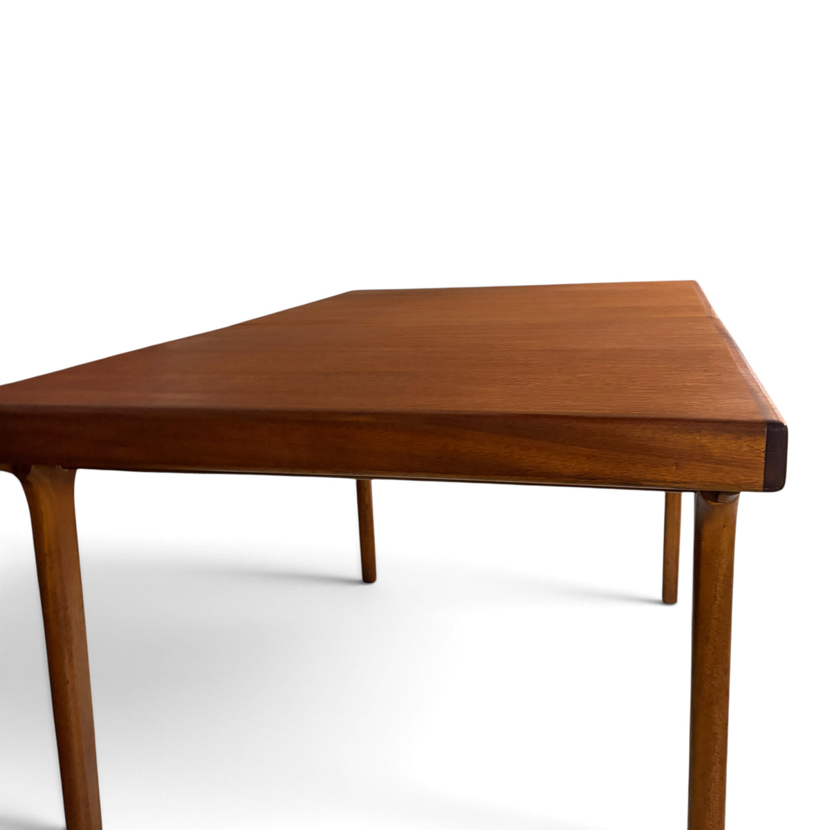 Mid-century Beithcraft teak extending dining table – view 5